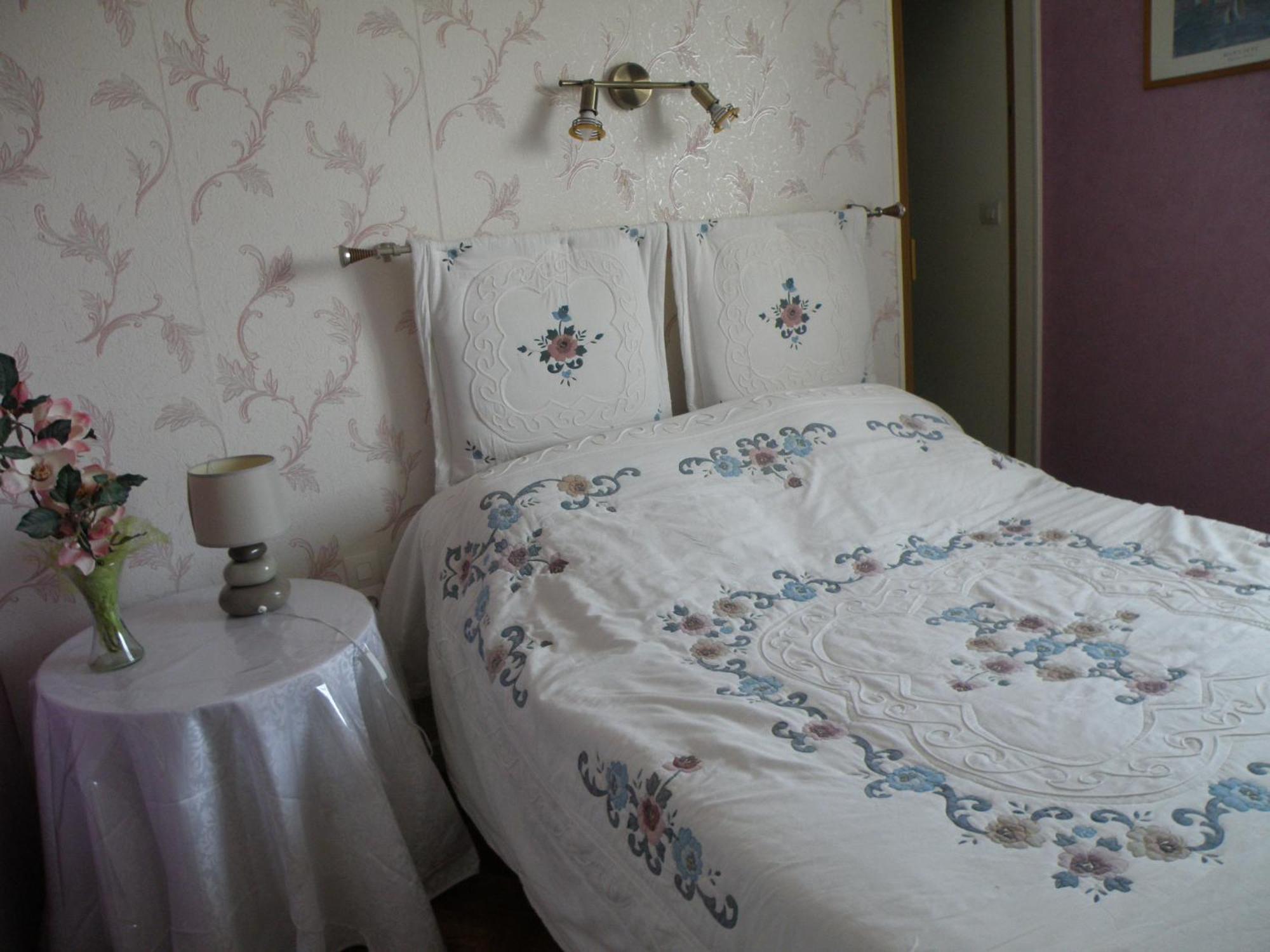 Chambres D'Hotes Le Pavillon Du Charme Cousances-les-Forges Luaran gambar