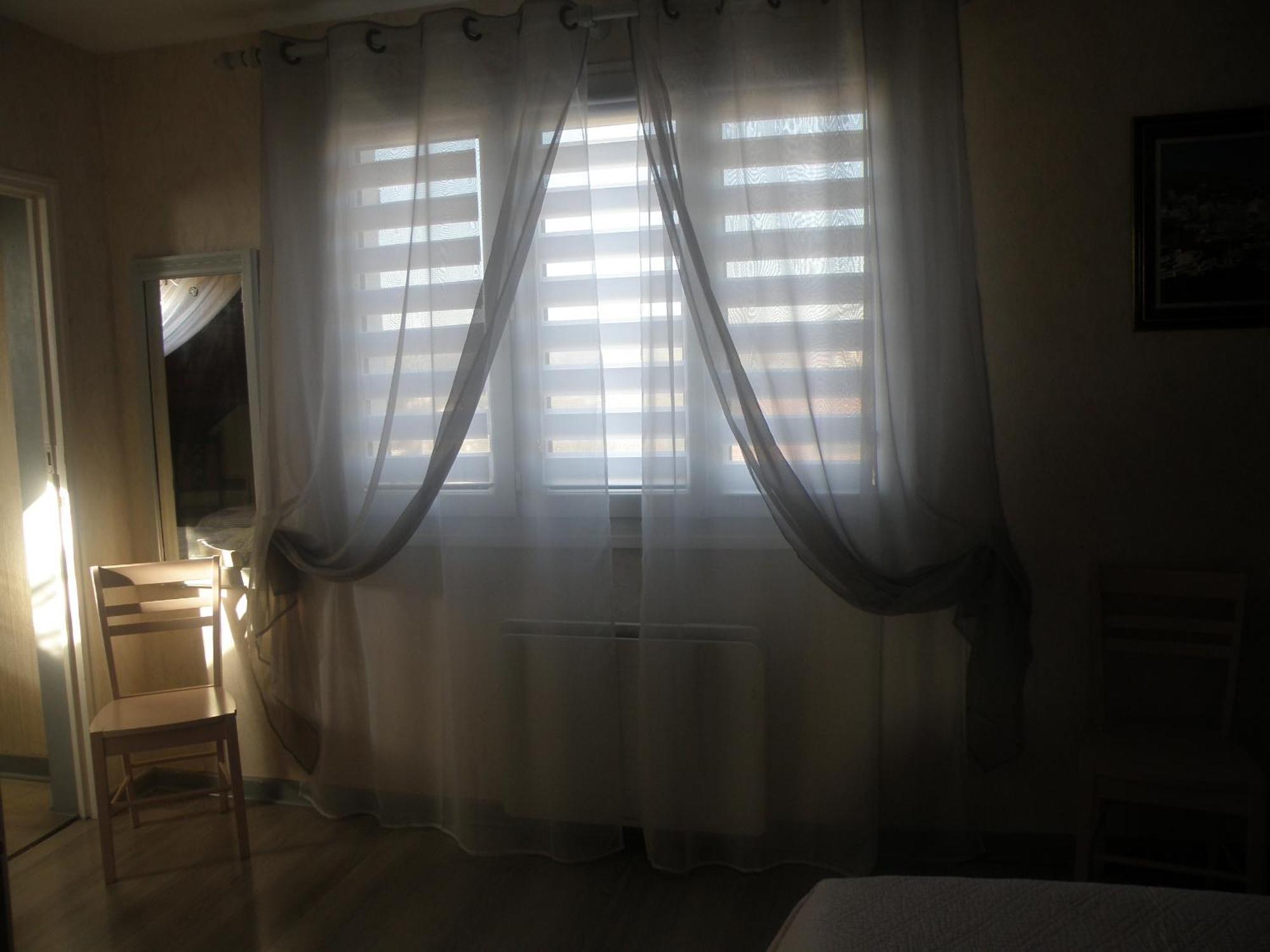 Chambres D'Hotes Le Pavillon Du Charme Cousances-les-Forges Luaran gambar
