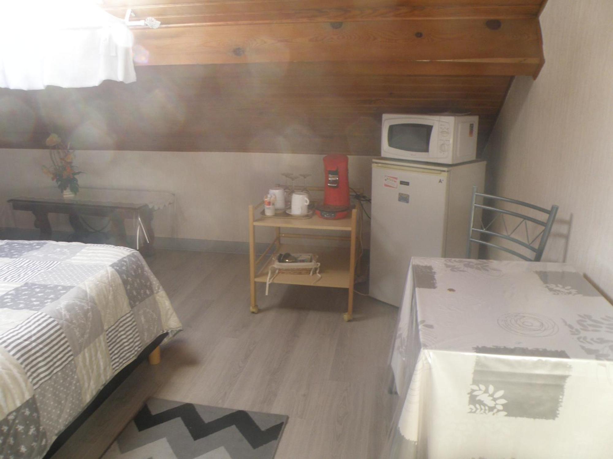 Chambres D'Hotes Le Pavillon Du Charme Cousances-les-Forges Luaran gambar