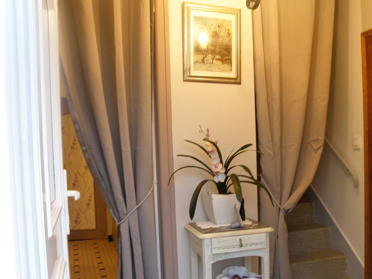 Chambres D'Hotes Le Pavillon Du Charme Cousances-les-Forges Luaran gambar
